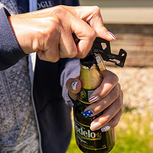 חברת Sun Swingstand - Tech Stand Carabiner Multitool עם 14 פונקציות כולל מעמד טלפון וטבליות, מברגים, מפתח ברגים משושה ופותחן בקבוקים |